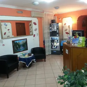 Hotel Roxena House, Rome