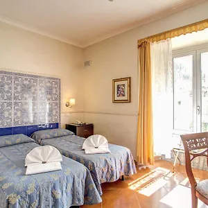 Hotel Picasso, Rome