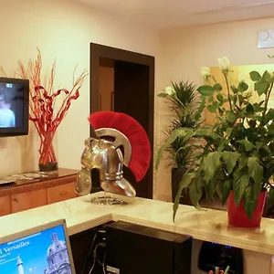 Hotel Versailles, Rome
